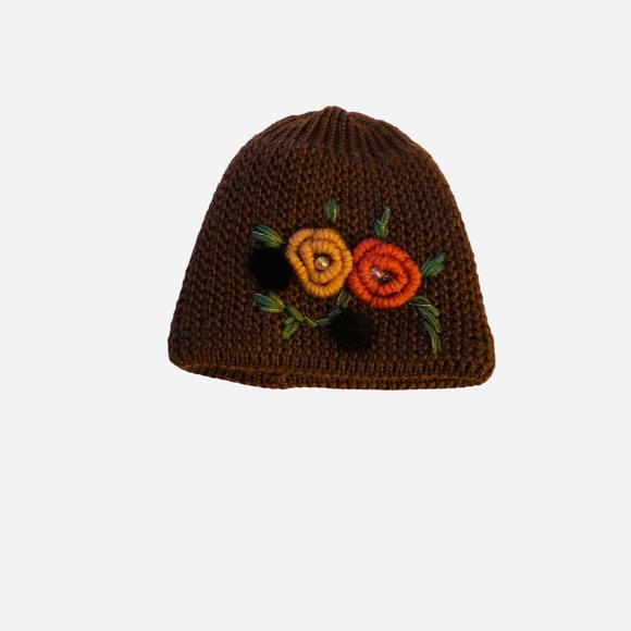 Knitted beanie with flowers - Picture 2 of 5